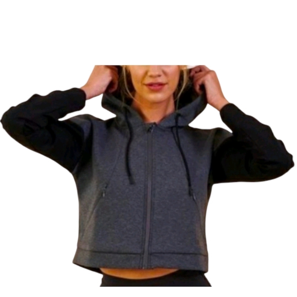 Gymshark Gray and Black Cropped Zip-Up Hoodie - Picture 11 of 11